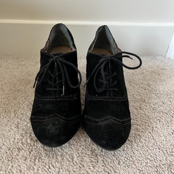 BC lace up black rounded toe booties - Picture 1 of 5